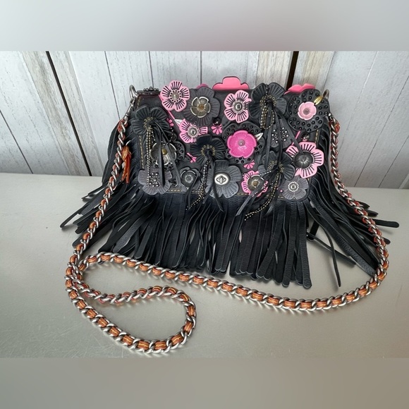Coach Tea Rose Fringe Dinky Shoulder Bag Limited Edition Black & Bright Pink - Picture 1 of 7